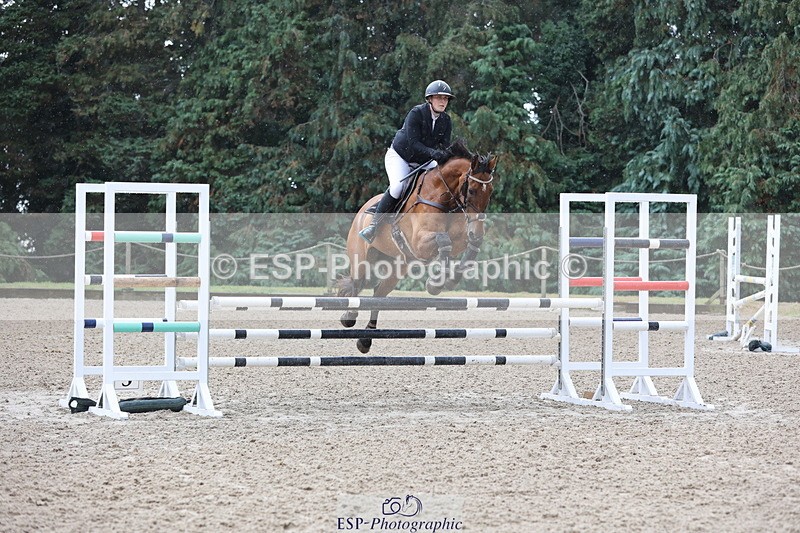 250831A-121343-10133 - Cls 42 Snr 1m Grand Prix