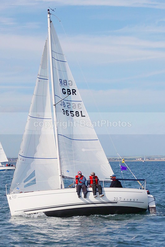 150627 GBR 3658L WT7A1769_N - ROUND THE ISLAND RACE - SATURDAY 27th JUNE 2015