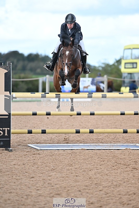 231014A-125457-04719 - Cls 19 1.15m Members Cup