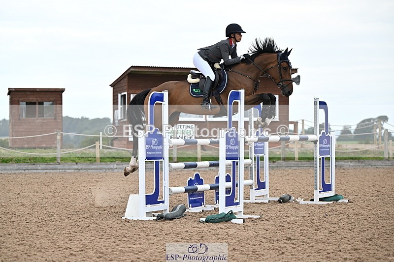 240828A-154712-01205 - Cls 5 Snr Foxhunter and 1.20m Open