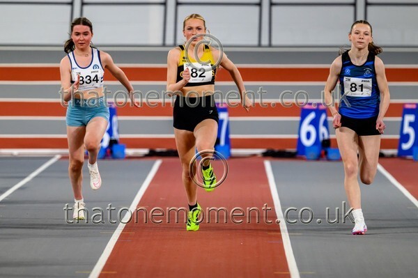 SenInd26-819308 - Track Female Set One