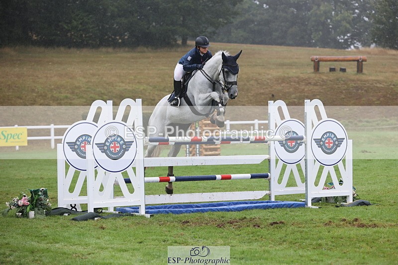 250830A-164305-07595 - Cls 17 Snr Foxhunter