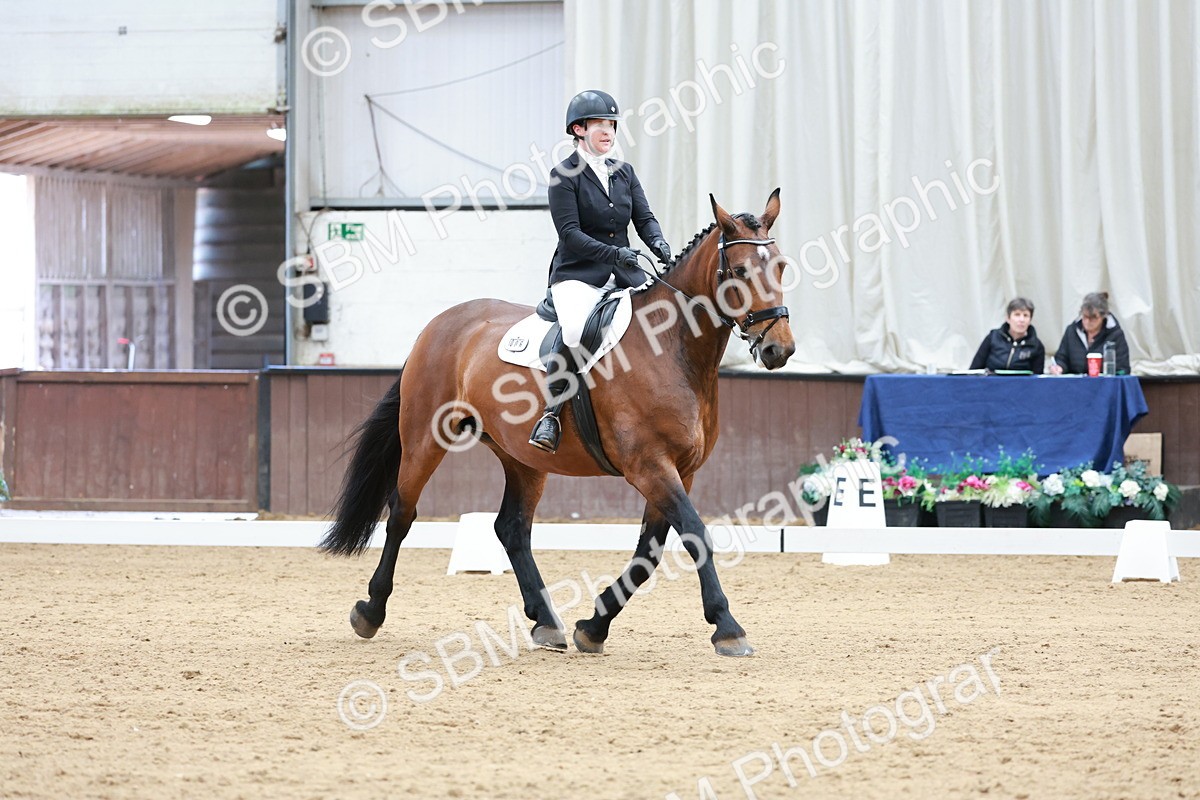 SBM_009951 - Class 6b - Novice 6 - 12.40-13.43