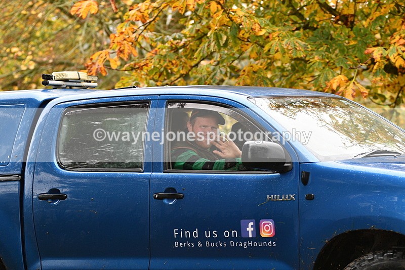 WJ5_6019 - B&B walk back for Hunt Tea !