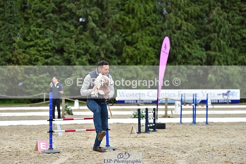 240523-201110-06705 - Hobby Horse Comp