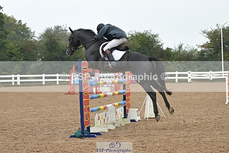 240925A-141038-01062 - Cls 5 Foxhunter and 1.20m Open
