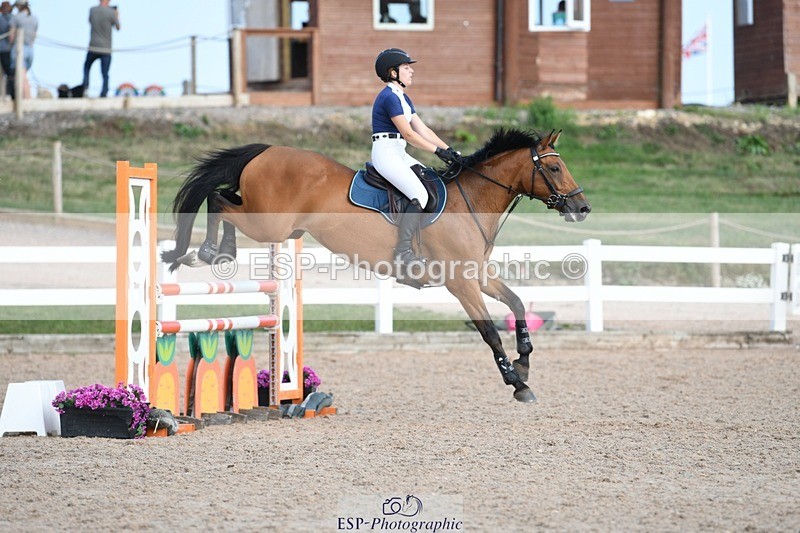 250725-171013-04112 - Cls 10 1.05m Amateur Quali