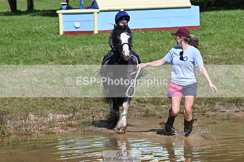 240728B-111616-01371 - Gemma's Group XC