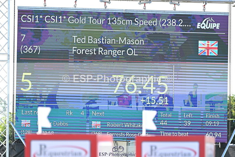 240719A-081222-09217 - Cls 18, 1 Star Gold Tour 1.35m