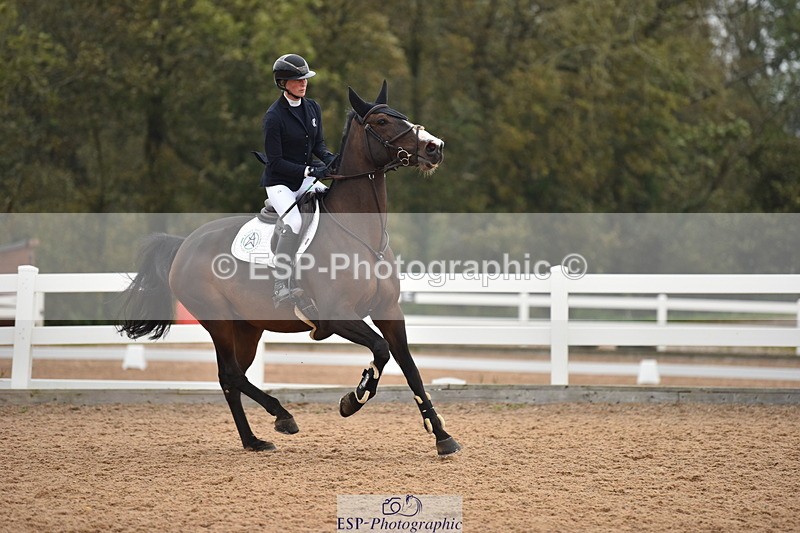 231011A-141820-00690 - Cls 5 Foxhunter & 1.20m Open