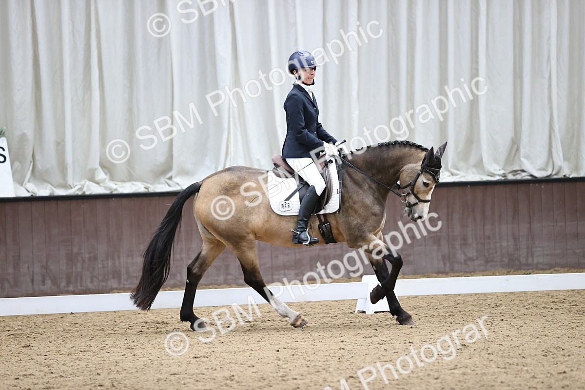 SBM_002257 - Class 6-9  - Novice 1-Elementary 1