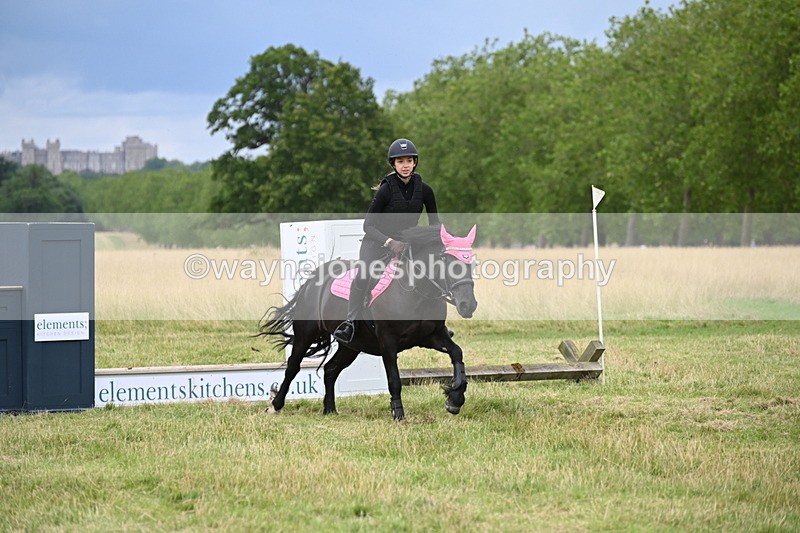 WJ6_3210 - Time at Jump 11:06 to 11:40