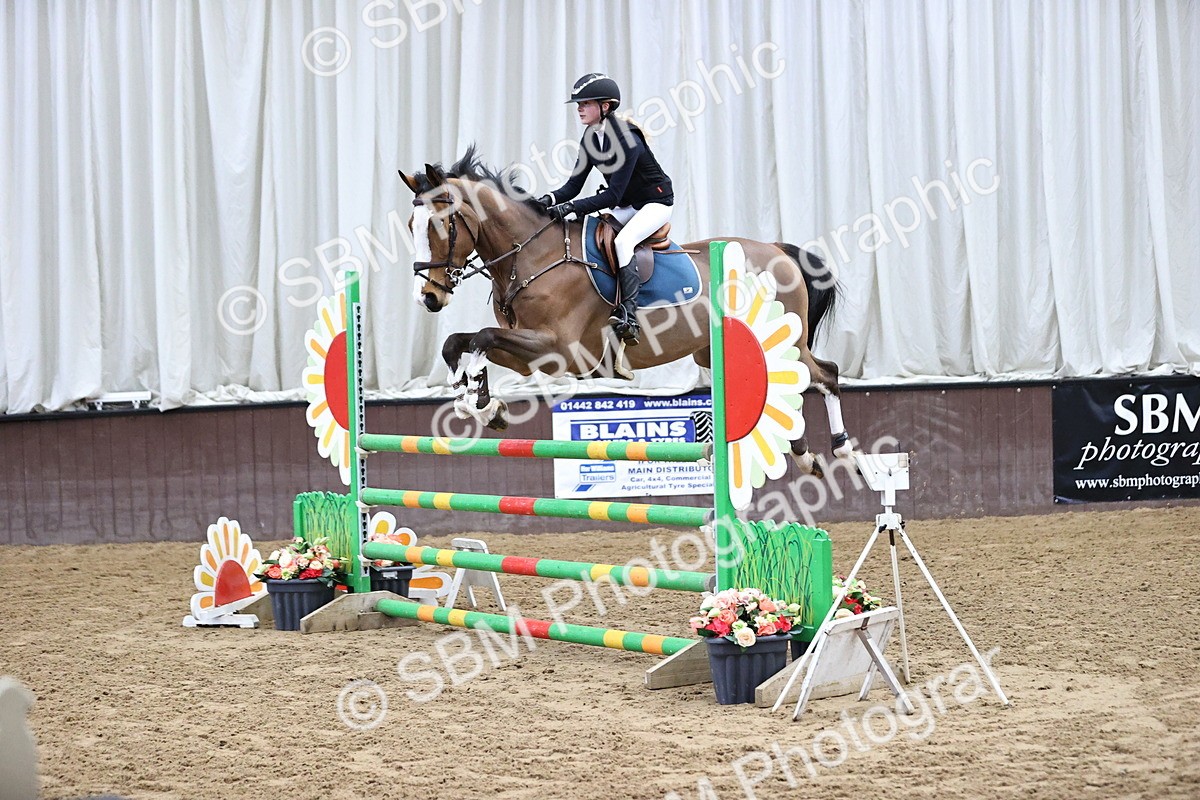 SBM_005954 - Class 16 - Senior Newcomers - 1.10m Open