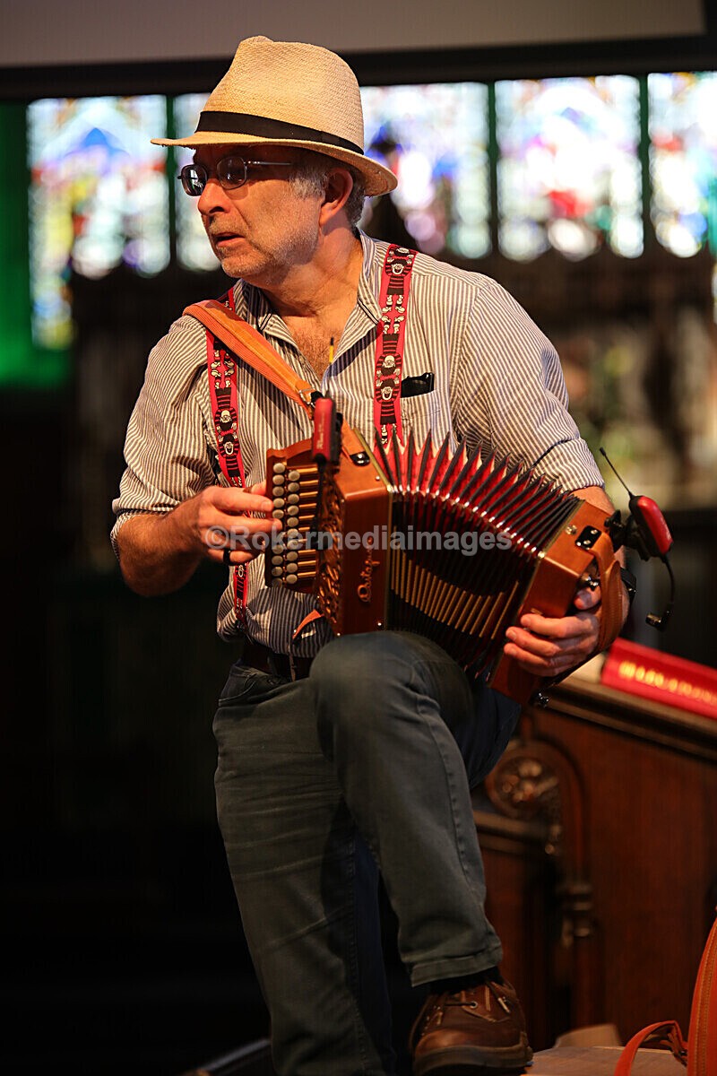 FOLK N BLUES-165 - FOLK and BLUES SEPT 2022