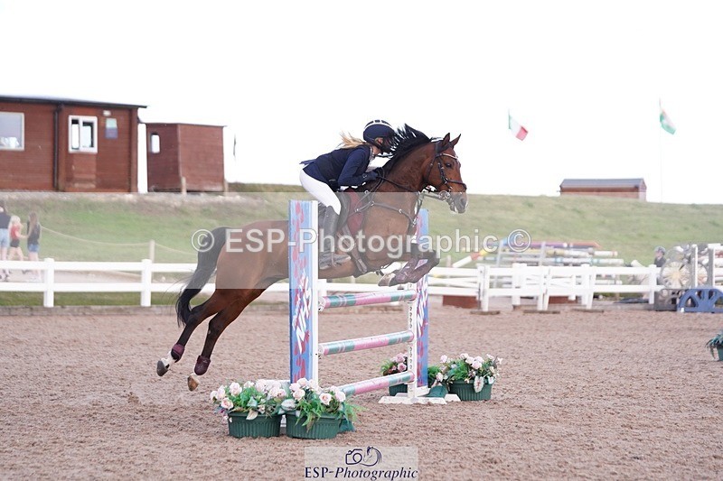 250628-194302-07935 - Cls 25 Blue Chip Pony Newcomers & 1m Open