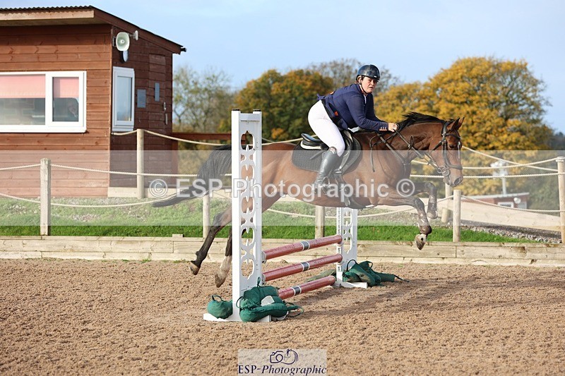 251025-100339-00781 - Cls 21+22 Club and Schools 60cm