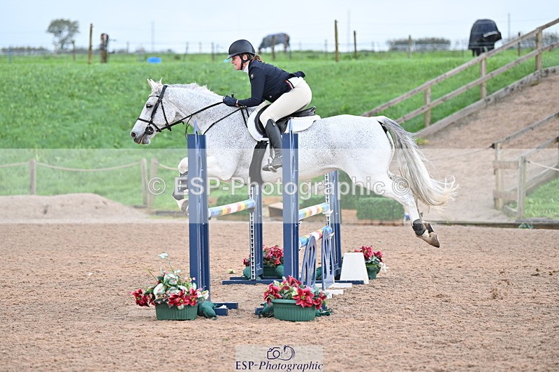 231013A-103426-01233 - Cls 7 Discovery & 1m Open