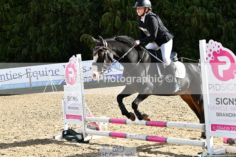 251004A-120953-00923 - Classes 4 & 5 50cm