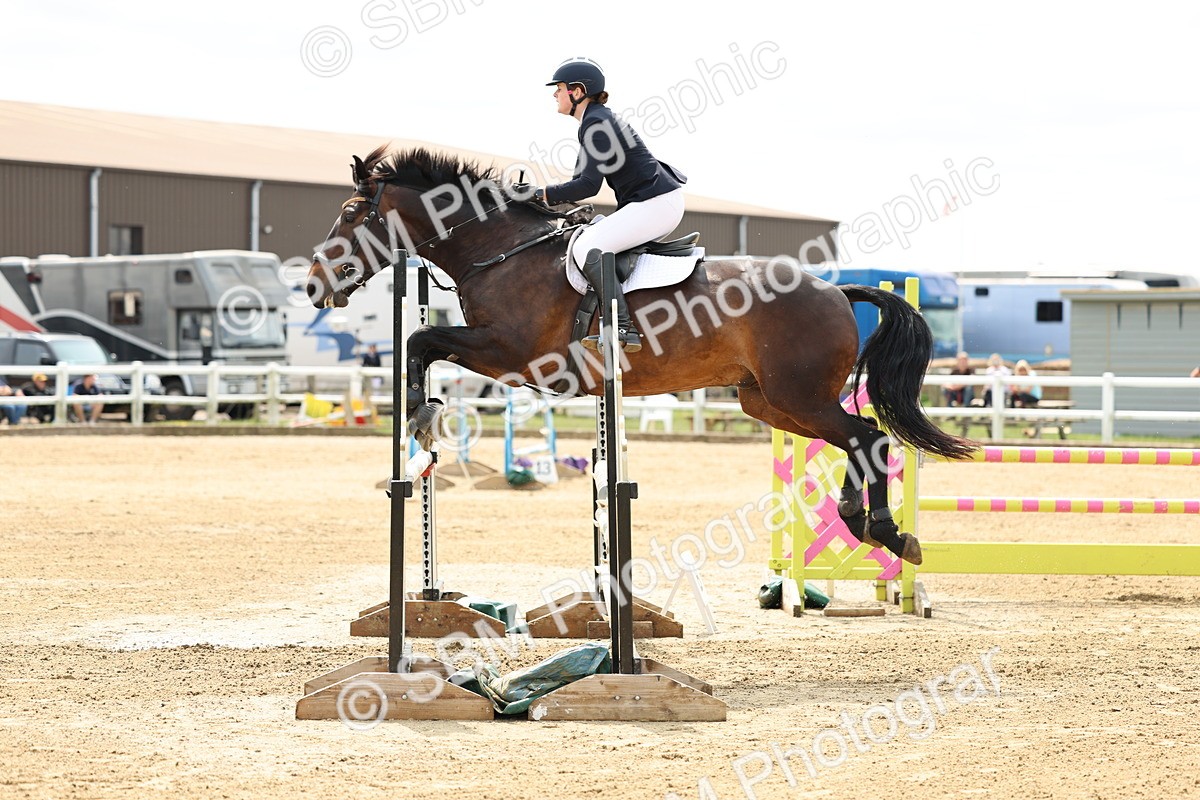 SBM_005144 - Class 17 - Senior Discovery - 1.00m