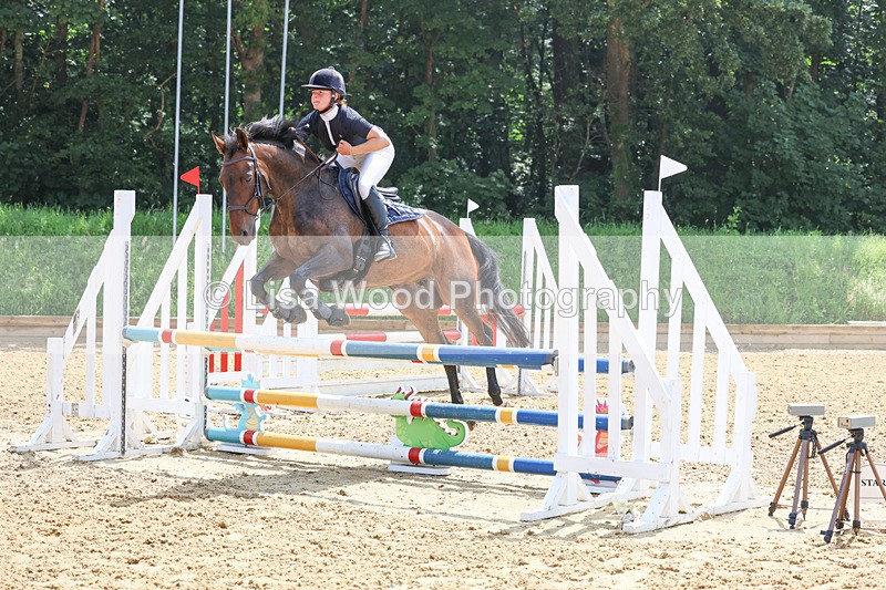 3E7A5909 - Class 5: Senior 95cm