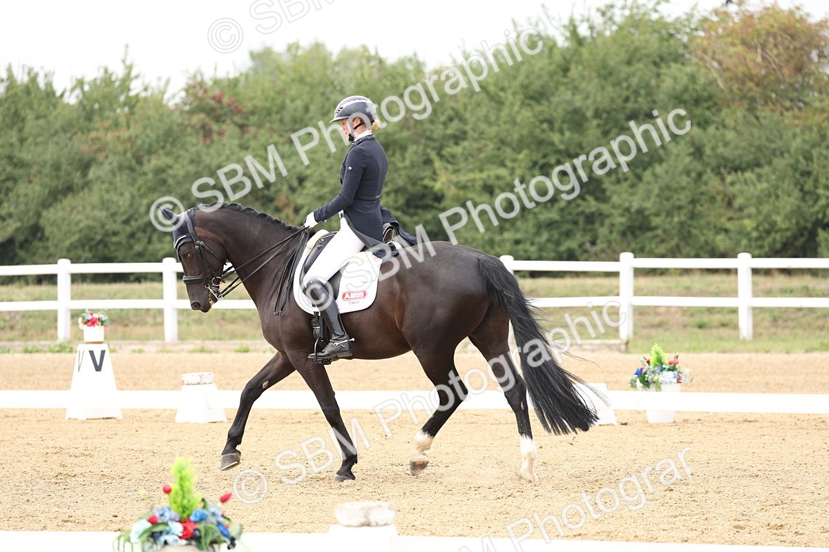 SBM_008210 - Class 10 - FEI INT I - 16.10-16.50