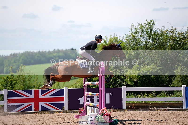 240525A-130546-06111 - Cls 17 National 1.30m