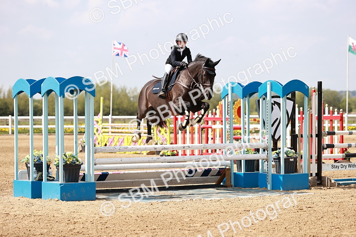  - Class 24 - Senior Newcomers - 1.10m