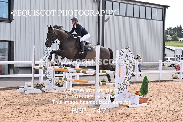 BPP_7471 - CLASS 15 FRI Senior 1.05m Open