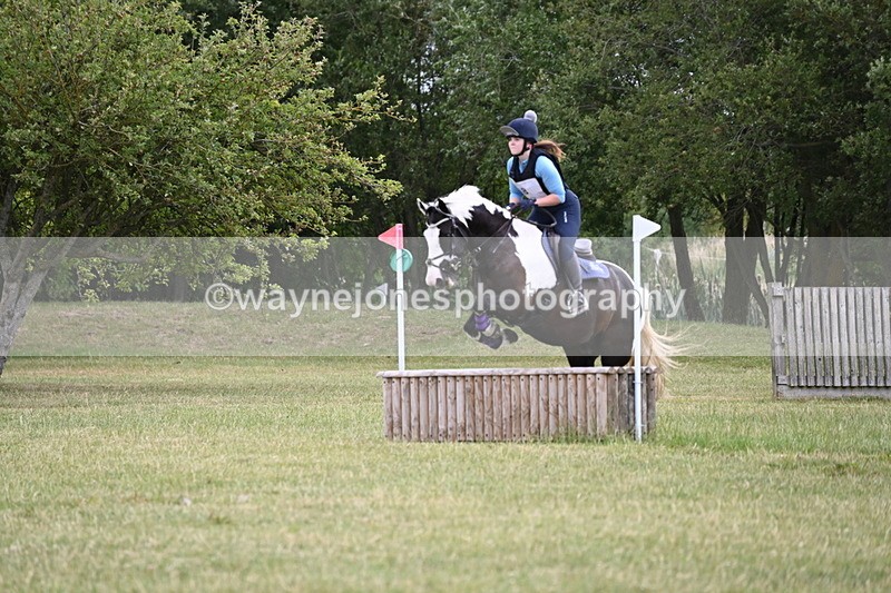 WJ6_6011 - 60cm XC Time 09:48 to 09:57