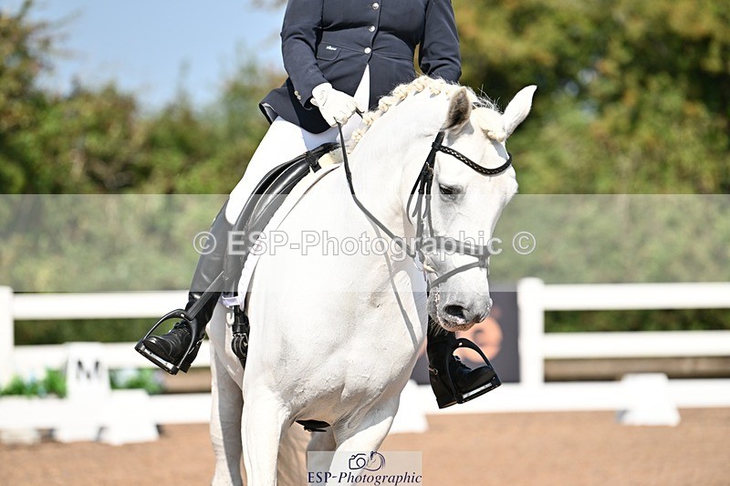 250816-104528-03182 - 111-Sonya.Fitch-PeytonDinnarthal.Buzzard