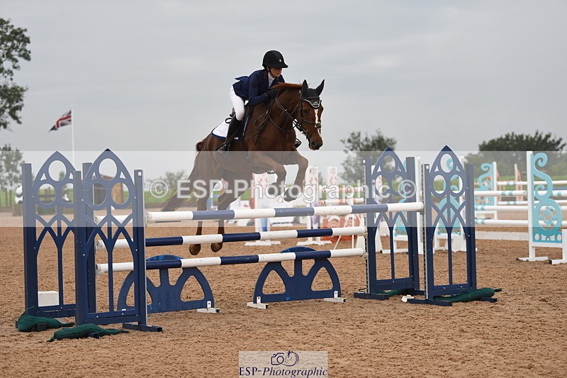230916A-104016-03871 - Cls 14 Snr Foxhunter