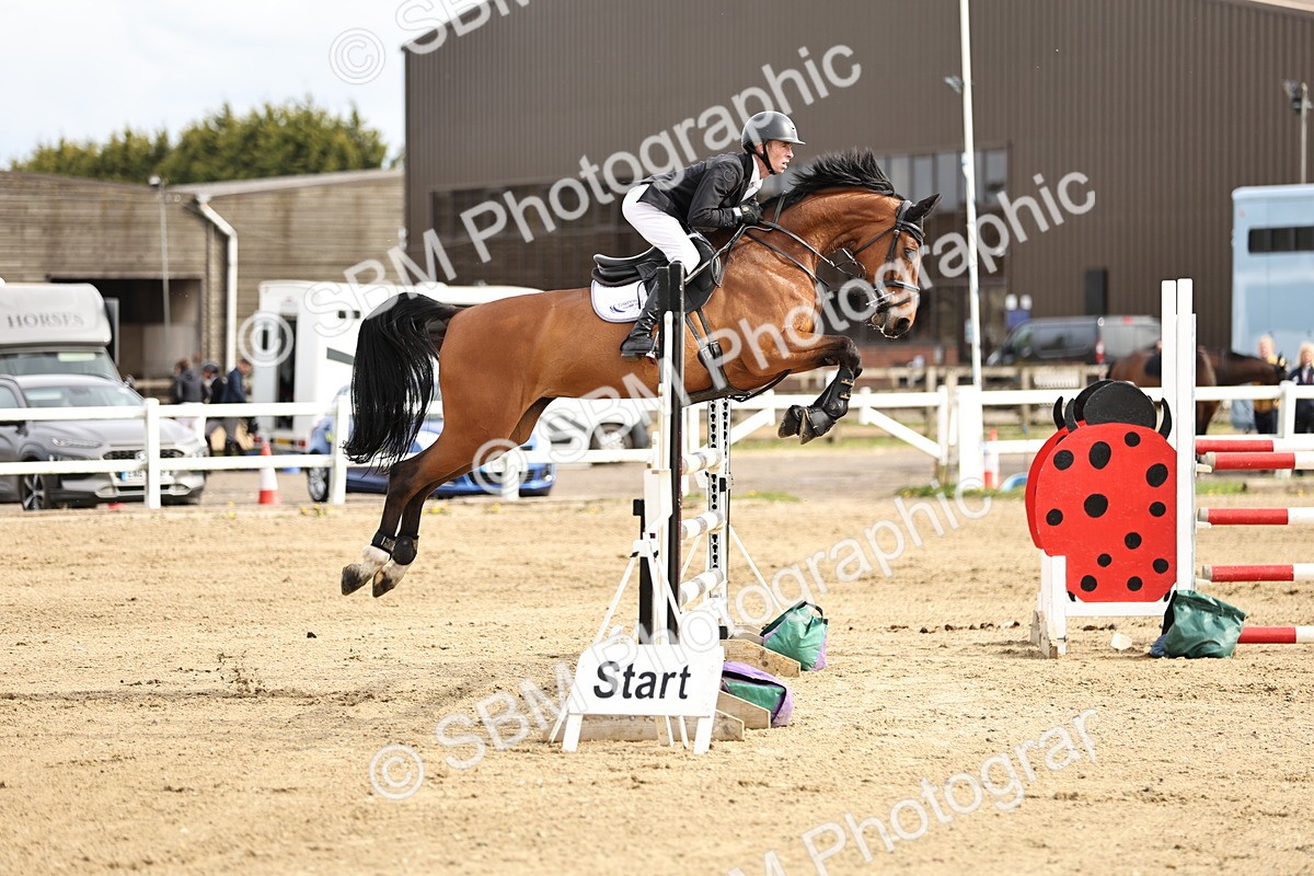 SBM_001598 - Class 5 -Senior Foxhunter - 1.20m