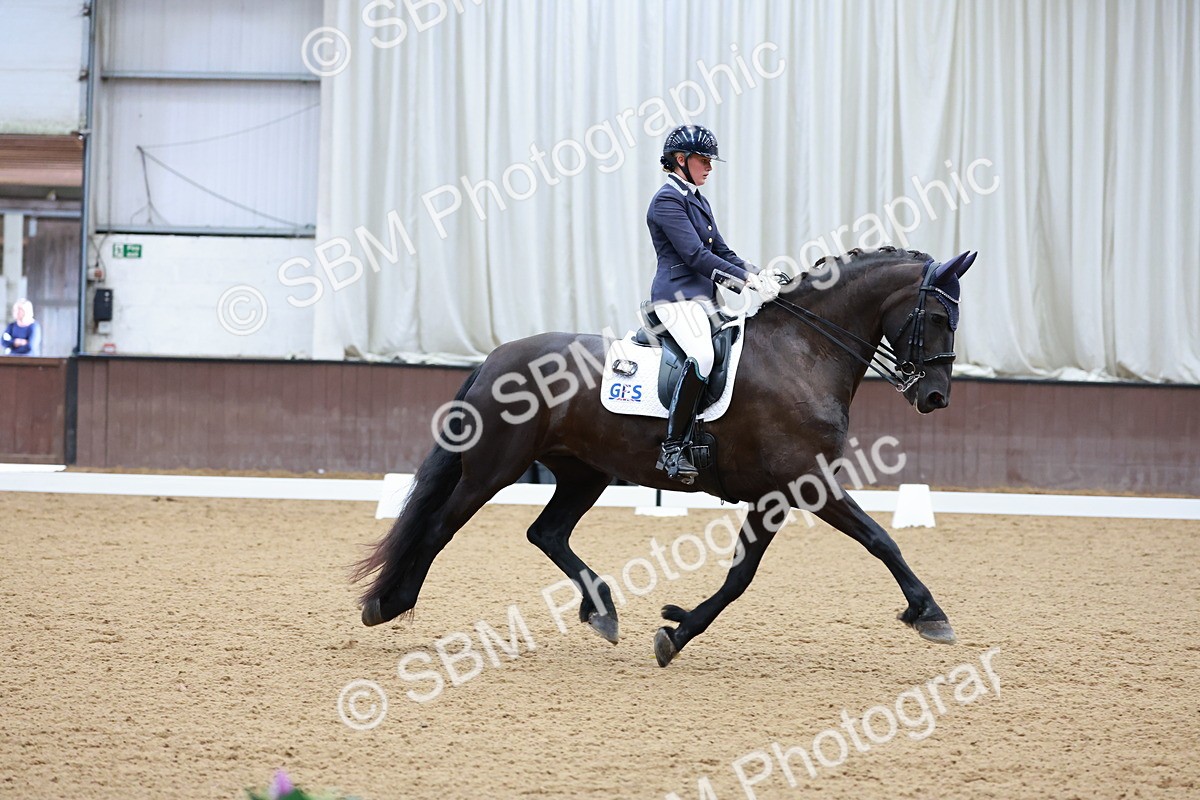 SBM_005917 - Class 3 - Medium 6 - 14.40-15.52