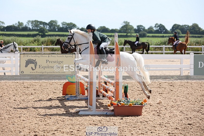 240629A-160529-07896 - Cls 13 Stepping Stones 128cm + 138cm