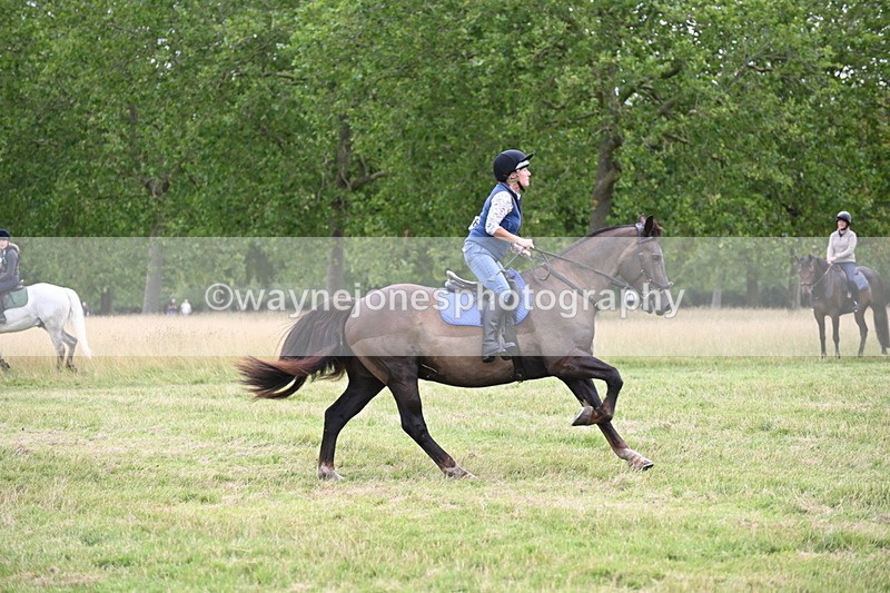 WJ6_4699 - Time at Jump 13:04 to 13:34