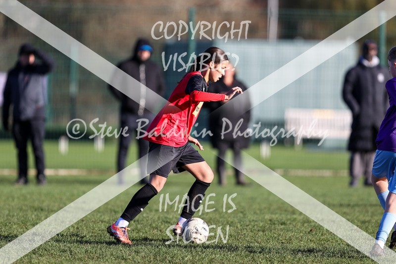 1DX32112 - 2025-11-23 FC Abbey Meads U13 Purple V Highworth Town Junior FC U13 T