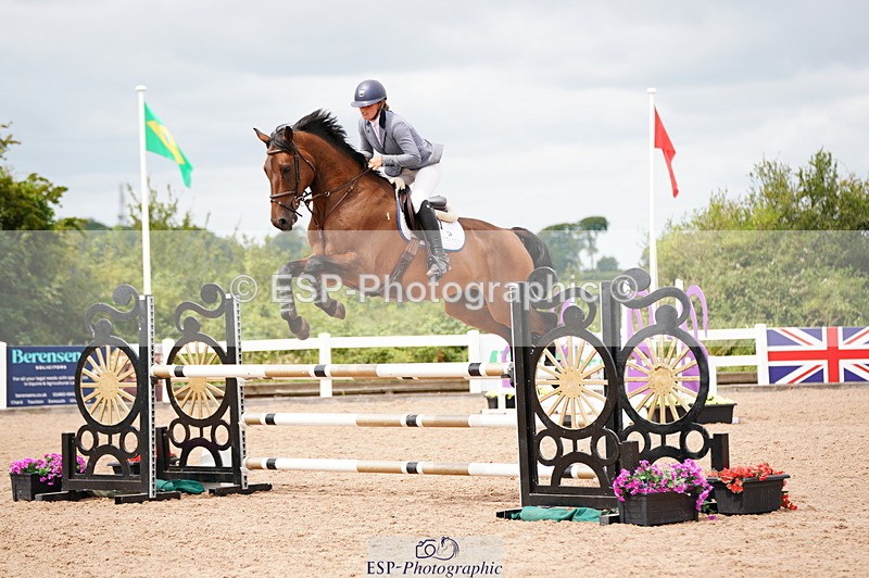 240804A-124542-10901 - Cls 51 1.05m Amateur Qualifier