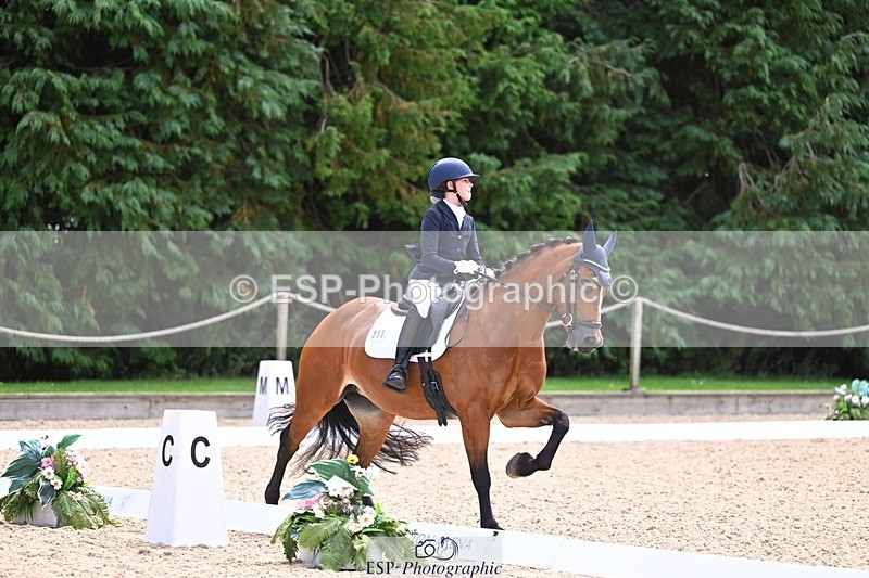 240809-121131-00696 - 211-Amelia.Dovey-Caederwen.Lady.Elinor