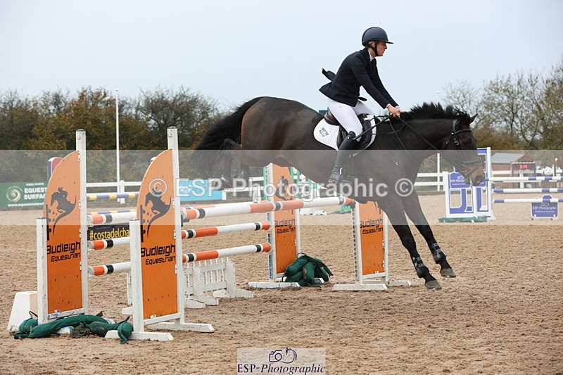 231112A-125405-04256 - Cls 19 Snr 1.05m Open