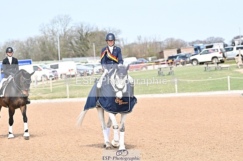 250403-134536-02145 - Cls 4 Freestyle Adv Medium Presentations