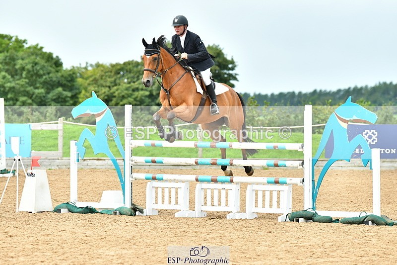 230805A-122149-00400 - Cls 3 Snr Foxhunter & 1.20m Open