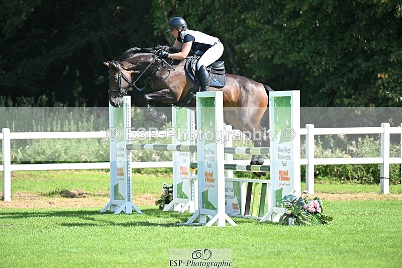 230909-114214-05263 - Cls 11 Snr Foxhunter & 1.20m Open