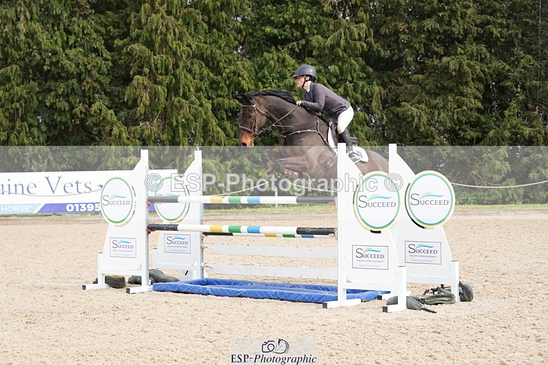 260322A-142001-01961 - 13 Foxhunter 1m 20 Open