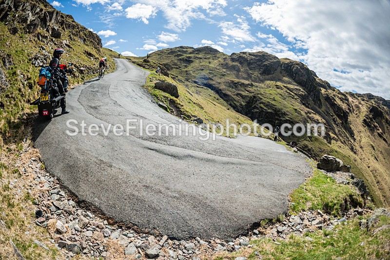 105825 - Hardknott Hairpin 11.00 - 12.00