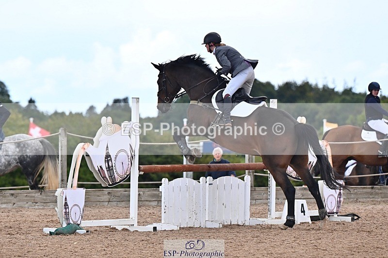 250912-152726-05068 - Cls 17 Chard 1m Speed Derby