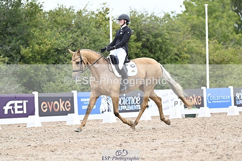 250907-170448-10899 - 054-Amy.Louise.LloydDiva.Royale