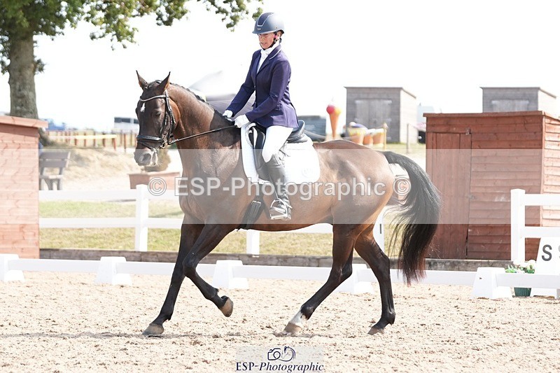 250817-110005-08449 - 096-Louisa.ChattingFirst.Mohican.II