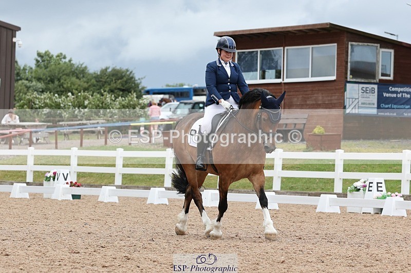 250622-155927-17351 - Cls 54 Medium 6 Inc Presentations