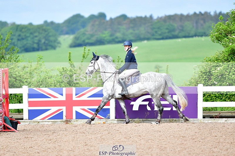 240526A-094110-07142 - Cls 32 British Novice and 90cm Open