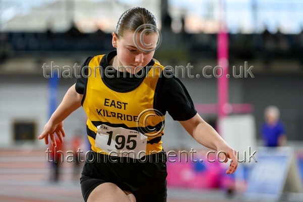 Age26SUN-927391 - Track Female